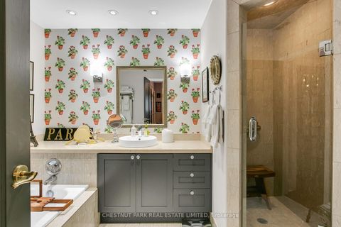 Photo 22 at 7B Clarendon Avenue, Casa Loma, Toronto