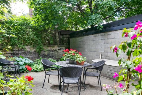 Photo 43 at 7B Clarendon Avenue, Casa Loma, Toronto