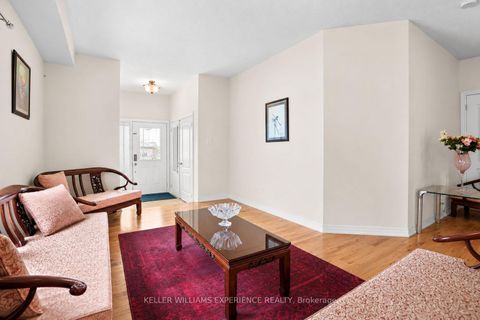 Photo 5 at 1296 Dallman Street, Lefroy, Innisfil