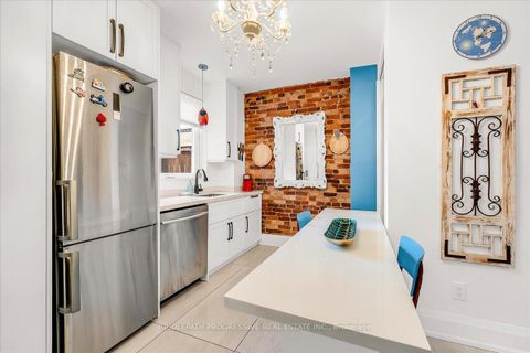 Photo 5 at 332 Delaware Avenue, Junction, Toronto