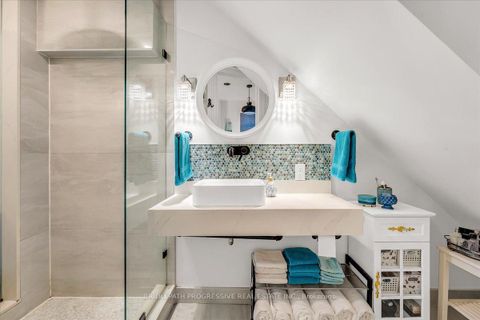 Photo 9 at 332 Delaware Avenue, Junction, Toronto