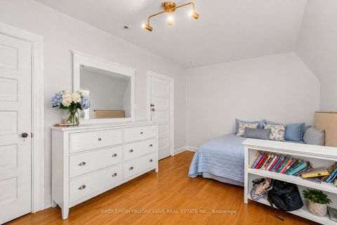 Photo 25 at 332 Delaware Avenue, Junction, Toronto