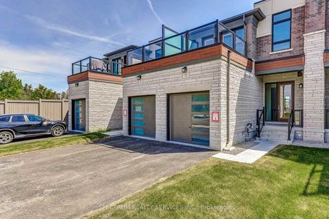 Photo 2 at 72 Adario Crescent, Vellore Village, Vaughan