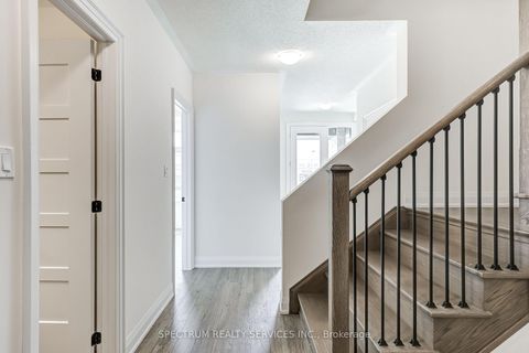 Photo 38 at 72 Adario Crescent, Vellore Village, Vaughan