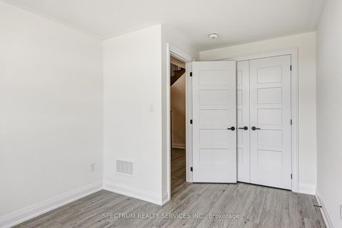 Photo 41 at 72 Adario Crescent, Vellore Village, Vaughan