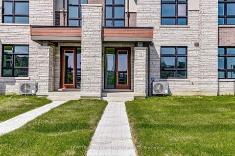 Photo 45 at 72 Adario Crescent, Vellore Village, Vaughan