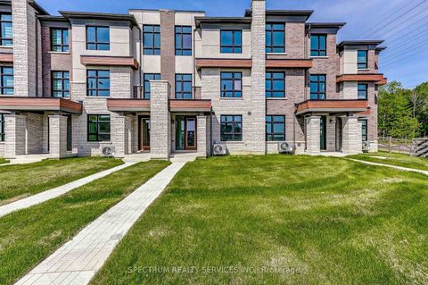 Photo 46 at 72 Adario Crescent, Vellore Village, Vaughan