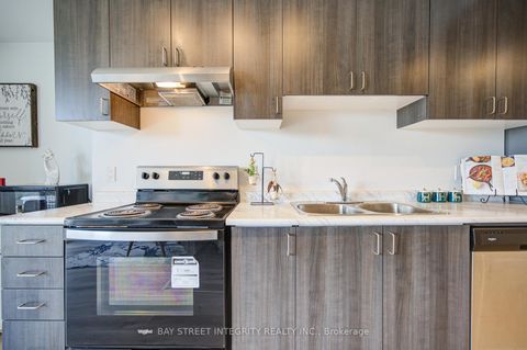 Photo 10 at 511 - 1 Falaise Road, West Hill, Toronto