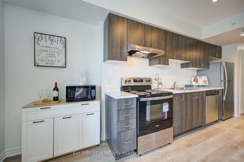 Photo 11 at 511 - 1 Falaise Road, West Hill, Toronto