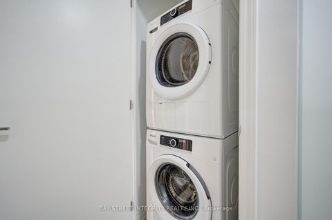 Photo 29 at 511 - 1 Falaise Road, West Hill, Toronto