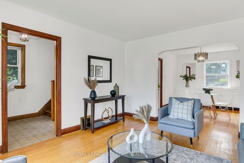 Photo 5 at 44 Yarrow Road, Eglinton West, Toronto