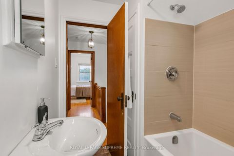 Photo 30 at 44 Yarrow Road, Eglinton West, Toronto