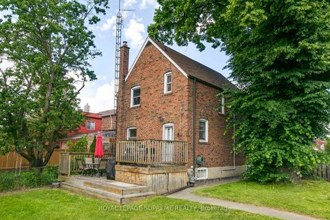 Photo 34 at 44 Yarrow Road, Eglinton West, Toronto