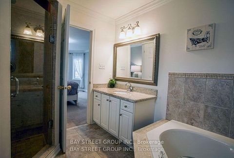 Photo 8 at 722A Lake Drive S, Keswick South, Georgina