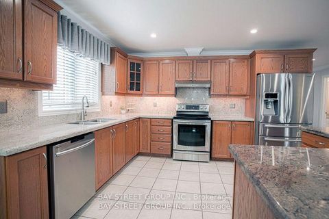 Photo 18 at 722A Lake Drive S, Keswick South, Georgina