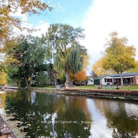 Photo 36 at 722A Lake Drive S, Keswick South, Georgina