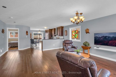 Photo 4 at 80 Shalom Way, Painswick South, Barrie