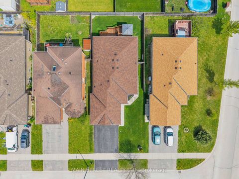 Photo 31 at 80 Shalom Way, Painswick South, Barrie