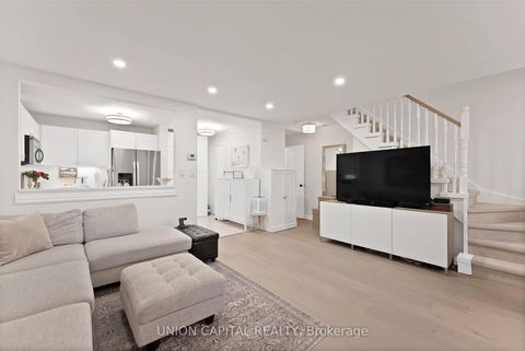 Photo 3 at A3 - 108 Finch Avenue W, Newtonbrook West, Toronto