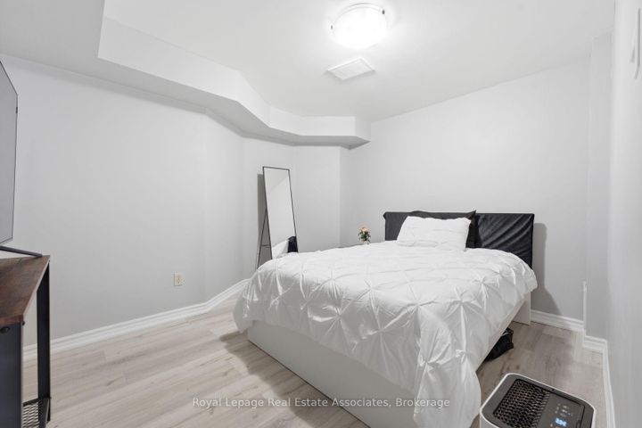 Photo 31 at 111 - 3050 Orleans Road, Erin Mills, Mississauga
