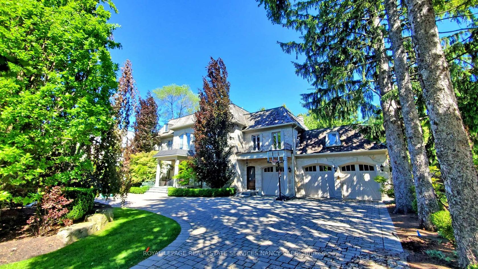 9 Fifeshire Road, Windfields, Toronto 2