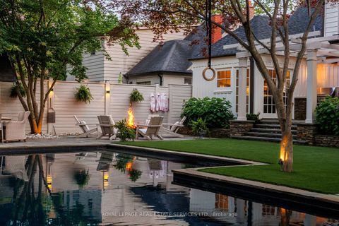 Photo 5 at 47 Edgevalley Drive, Humber Valley, Toronto