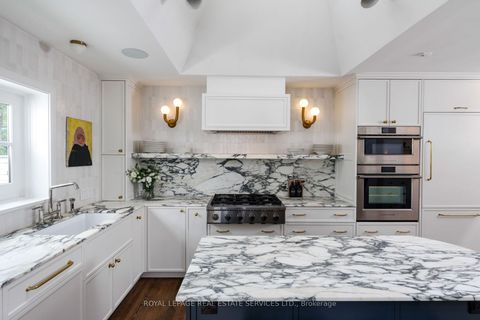 Photo 17 at 47 Edgevalley Drive, Humber Valley, Toronto