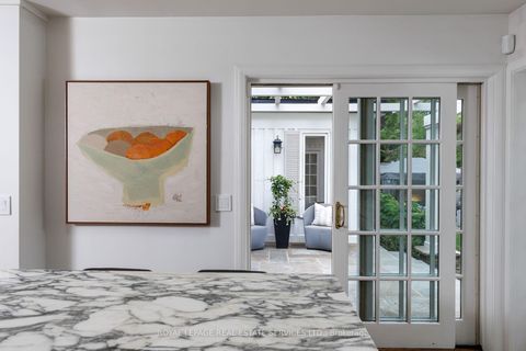 Photo 18 at 47 Edgevalley Drive, Humber Valley, Toronto