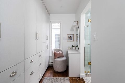 Photo 28 at 47 Edgevalley Drive, Humber Valley, Toronto