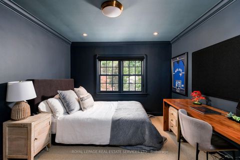 Photo 38 at 47 Edgevalley Drive, Humber Valley, Toronto