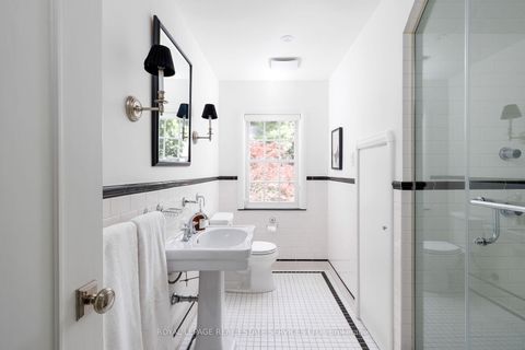 Photo 39 at 47 Edgevalley Drive, Humber Valley, Toronto