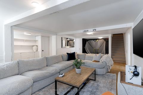 Photo 43 at 47 Edgevalley Drive, Humber Valley, Toronto