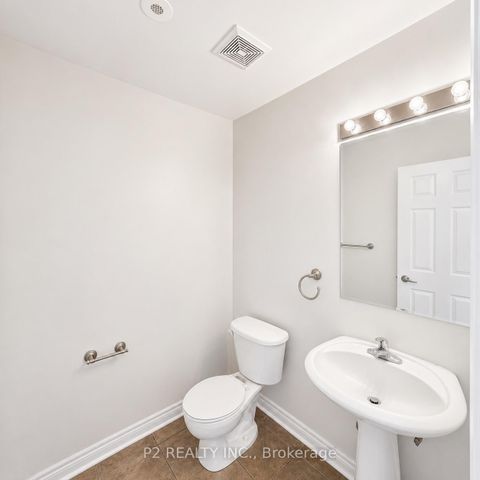 Photo 8 at 7 - 3062 Lake Shore Boulevard W, New Toronto, Toronto
