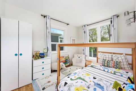 Photo 16 at 58 Valhalla Boulevard, Cliffside, Toronto