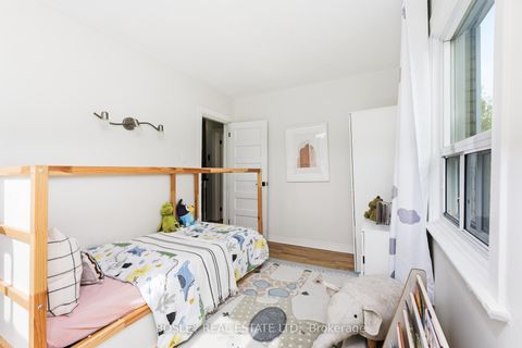 Photo 17 at 58 Valhalla Boulevard, Cliffside, Toronto