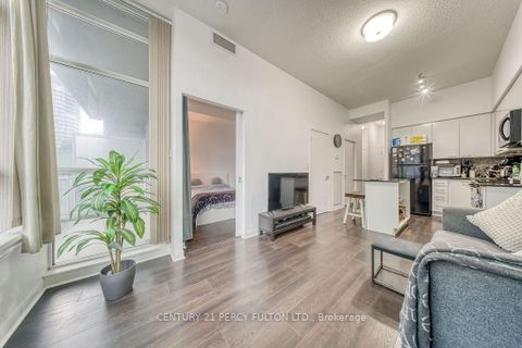 Photo 13 at 710 - 15 Bruyeres Mews, Niagara, Toronto
