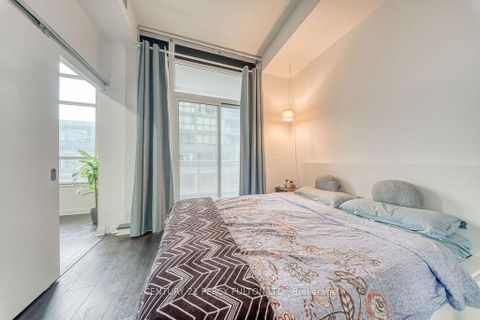 Photo 17 at 710 - 15 Bruyeres Mews, Niagara, Toronto
