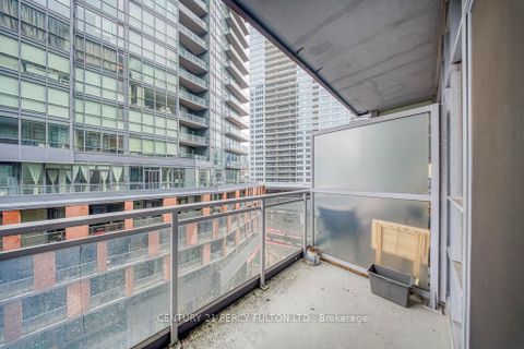 Photo 23 at 710 - 15 Bruyeres Mews, Niagara, Toronto