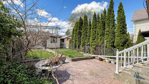Photo 44 at 76 Barrington Avenue, Lumsden, Toronto