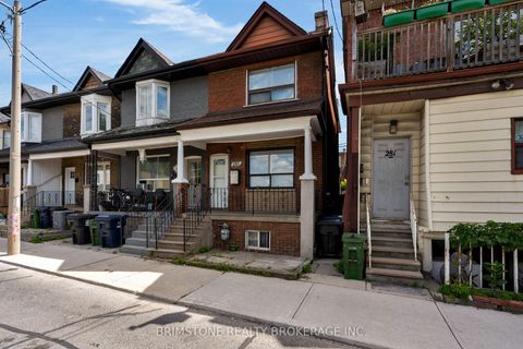 Photo 1 at 285 Old Weston Road, Pellam Park, Toronto