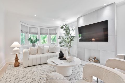 Photo 2 at 73 Elwood Boulevard, Lawrence Park South, Toronto
