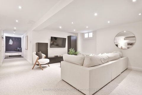Photo 34 at 73 Elwood Boulevard, Lawrence Park South, Toronto