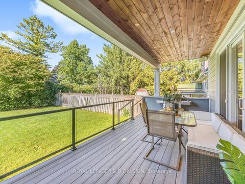 Photo 12 at 30 Broadleaf Road, Don Mills, Toronto