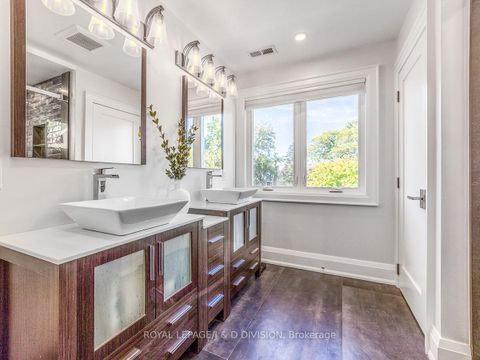 Photo 20 at 30 Broadleaf Road, Don Mills, Toronto