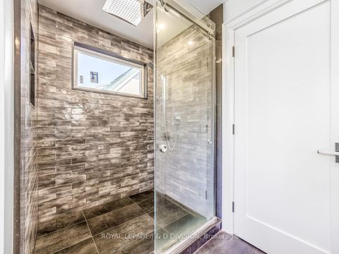 Photo 21 at 30 Broadleaf Road, Don Mills, Toronto