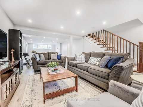 Photo 30 at 30 Broadleaf Road, Don Mills, Toronto