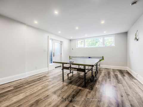 Photo 32 at 30 Broadleaf Road, Don Mills, Toronto