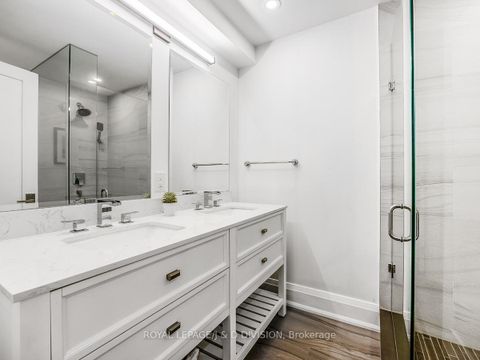 Photo 33 at 30 Broadleaf Road, Don Mills, Toronto
