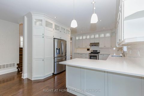 Photo 14 at 146 Colonel Danforth Trail, Centennial Scarborough, Toronto