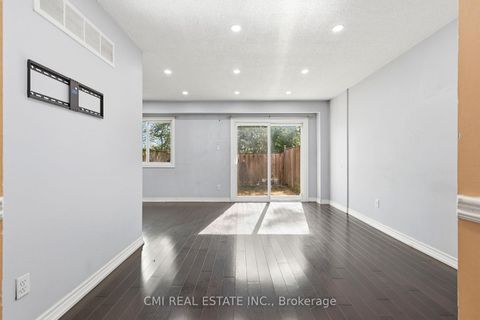 Photo 8 at 44 - 80 Dundalk Drive, Dorset Park, Toronto
